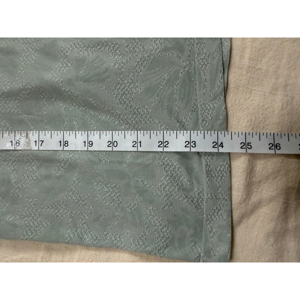 Unbranded Athletic Tank - Picture 4 of 4
